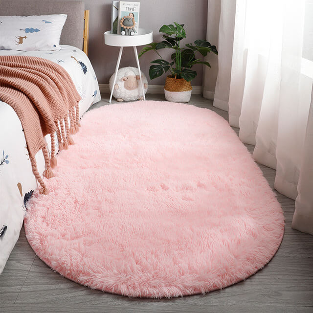 Tapis de sol shaggy rose poudré pour chambre d'enfant