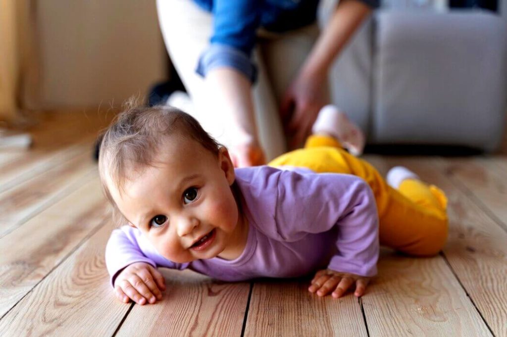 Bébé sur le ventre