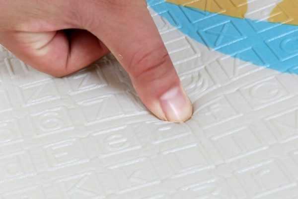Grand tapis de jeu bébé doux au toucher