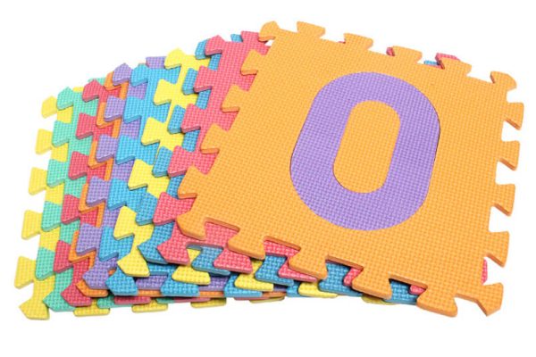 Puzzle d'un tapis puzzle en mousse pour bébé