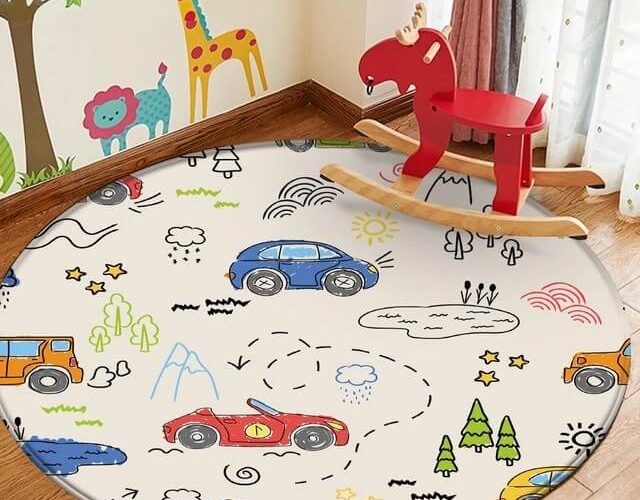 Tapis bébé garçon avec motifs de voitures